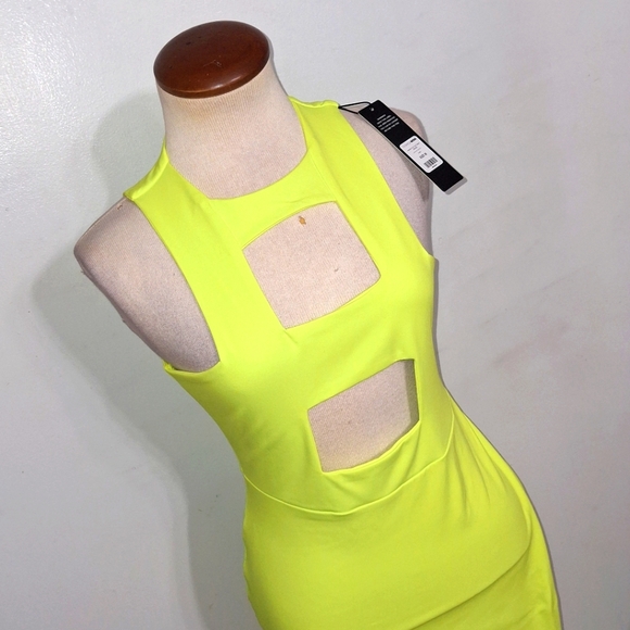 Fashion Nova- Maria Cut Out Maxi Dress- W Sz Medium - Picture 4 of 10